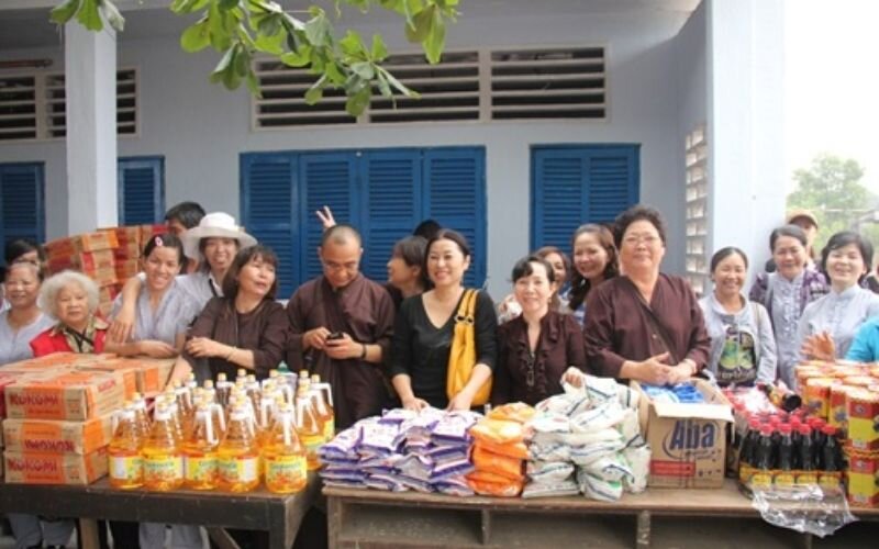 HT Sài Gòn - Chuyên sỉ hàng từ thiện