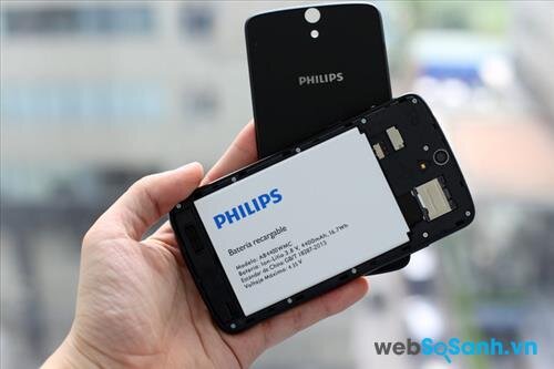 Pin dung lượng 4.400 mAh là đặc điểm nổi bật của điện thoại Philips Xenium V387