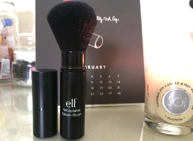 Cọ trang điểm Elf Studio Retractable Kabuki Brush