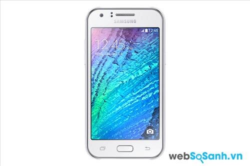 Galaxy J1 có màn hình lớn 4.3 inch, sử dụng tấm nền TFT