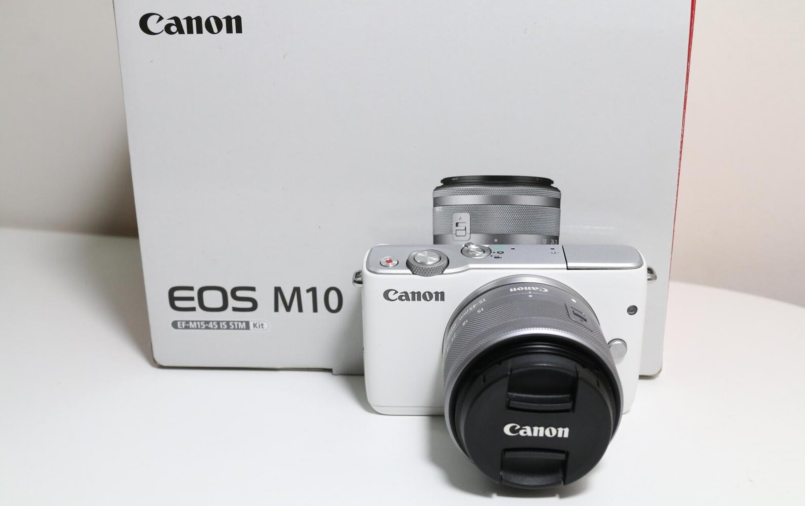 Canon M10 sở hữu nhiều tính năng vượt trội 