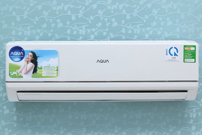 Máy lạnh Aqua 9000 BTU AQA-KC9BGES8T