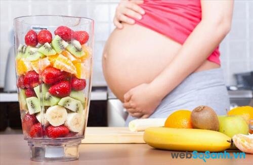 Mẹ bầu cần có chế độ ăn uống hợp lý để tăng cân vừa đủ