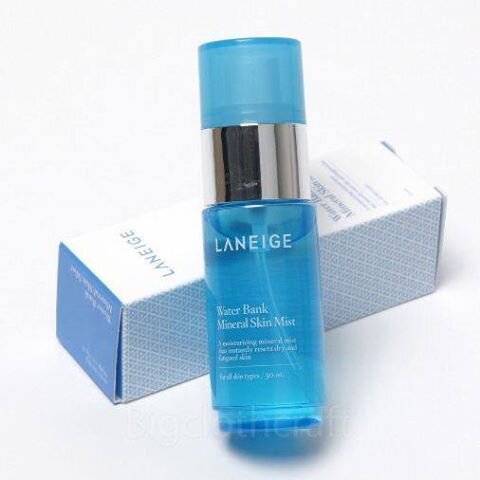 xịt khoáng laneige water bank mineral skin mist review