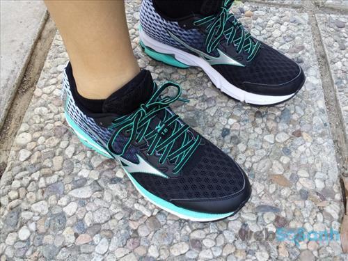 Giày discount mizuno running