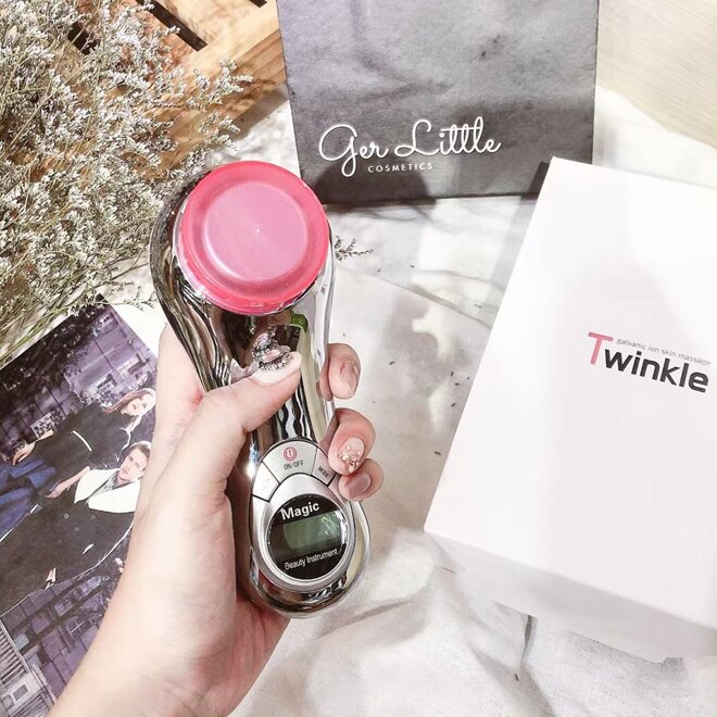 Giới thiệu máy massage mặt Twinkle