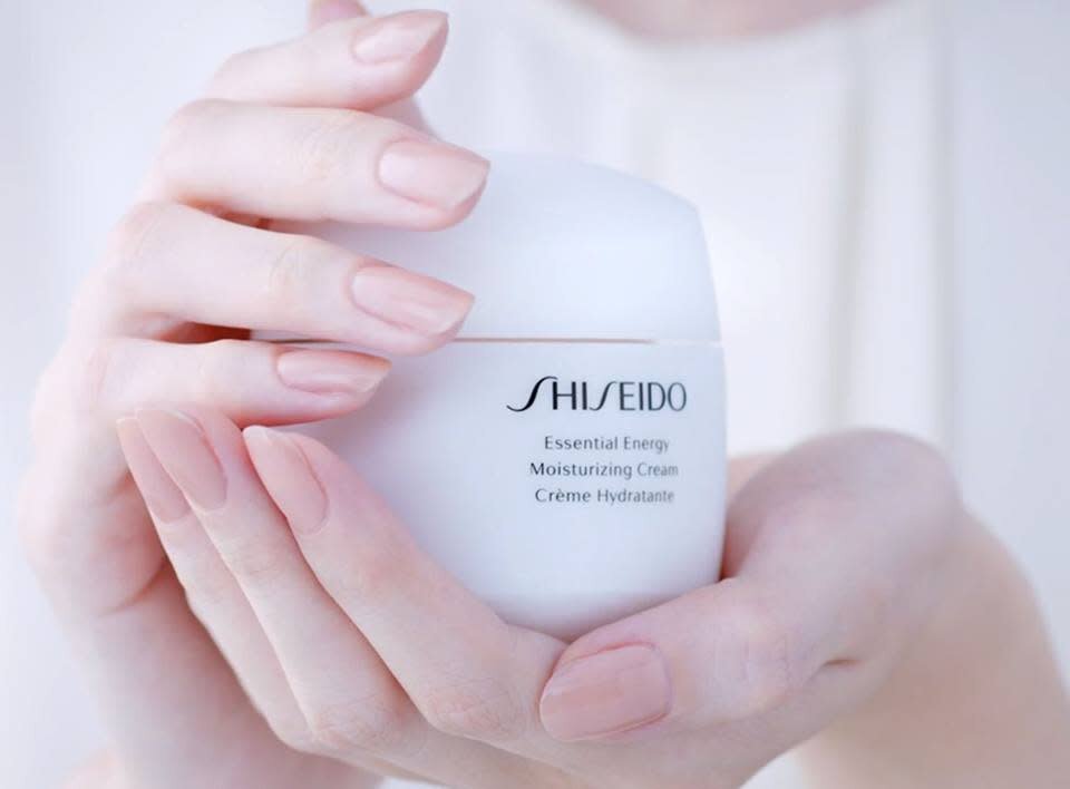 Kem dưỡng ẩm Shiseido Essential Energy 