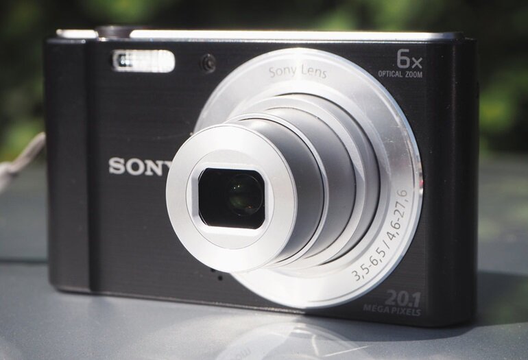 máy ảnh compact canon ixus 185