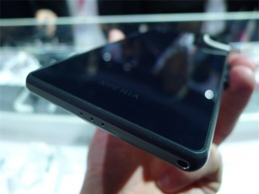 P1050048 520x390 Sony Xperia Z2 hands on: A promising rival to the Samsung Galaxy S5