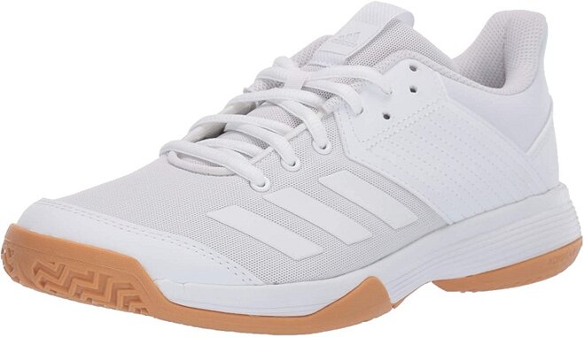 Giày bóng chuyền Adidas với nhiều màu sắc đa dạng