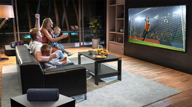 Chiếc smart tivi LG 65 inch này được cài đặt sẵn sàng nhiều ứng dụng giải trí hữu ích như: Disney+, Youtube, Netflix,...