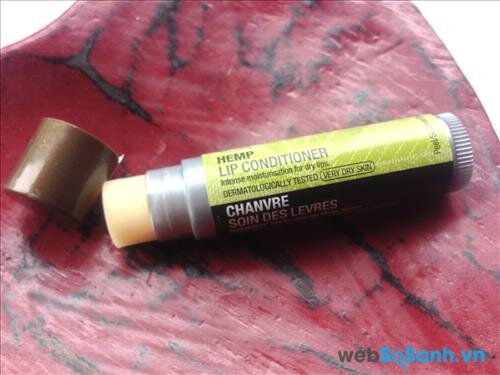 Son dưỡng môi The Body Shop Hemp Lip Conditioner