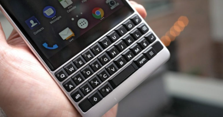 Review điện thoại BlackBerry Key2 có gì khác so với model trước ? Giá BlackBerry Key2 bao nhiêu tiền ?