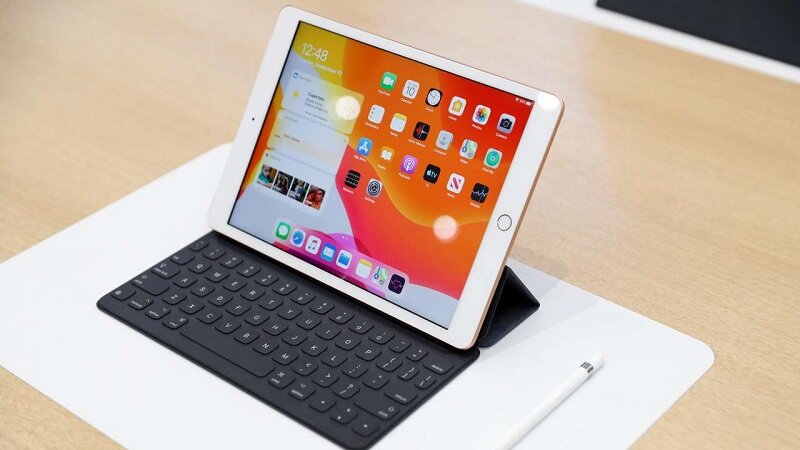 Máy tính bảng bàn phím rời iPad 7