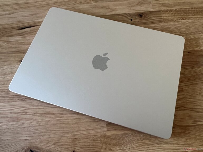 Macbook Air 15 inch M2 giá bao nhiêu