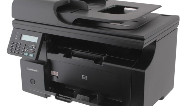 Máy in HP LaserJet Pro 1212nf sở hữu thiết kế nhỏ gọn