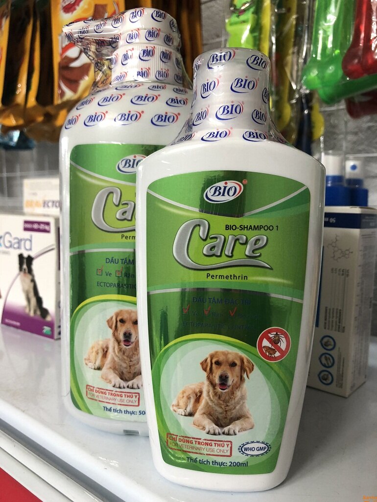 Bio Care anti-tick shower gel for dogs