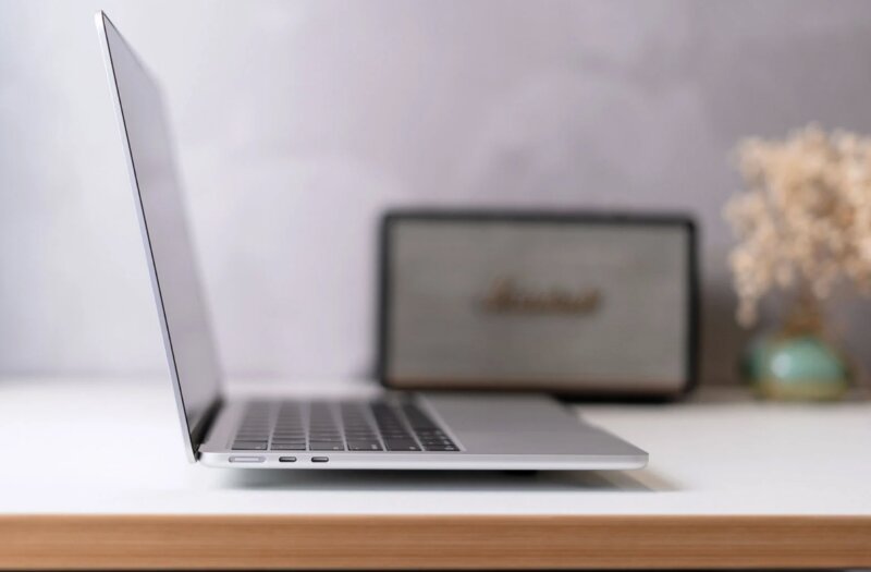 MacBook Air M4 – Tại sao nhiều sinh viên ‘mê mẩn’ đến thế?