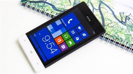 Những smartphone giá rẻ cho mùa mua sắm cuối năm