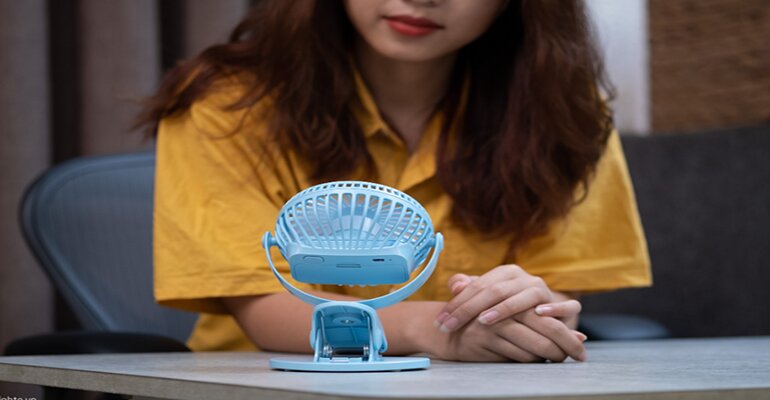 Lưu ý quan trọng khi sử dụng quạt sạc điện Mocato Air M503 quạt tích điện Mocato Air M503