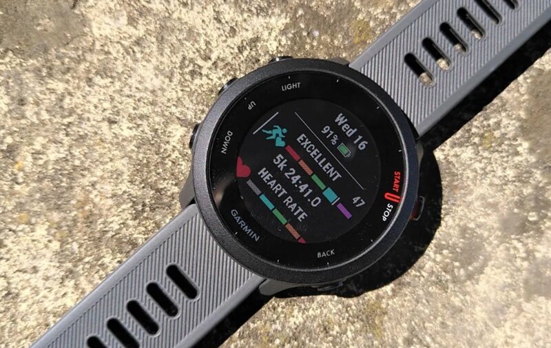 Garmin Forerunner 55 giá giảm sâu còn 3 triệu đồng, runner không nên bỏ lỡ!
