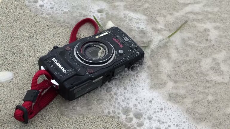 máy ảnh chụp dưới nước