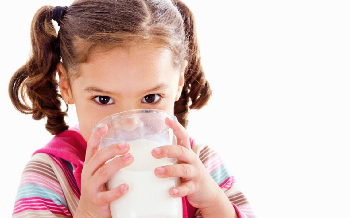 Sữa cho trẻ 8 tuổi giúp bổ sung nhiều dưỡng chất để phát triển tốt