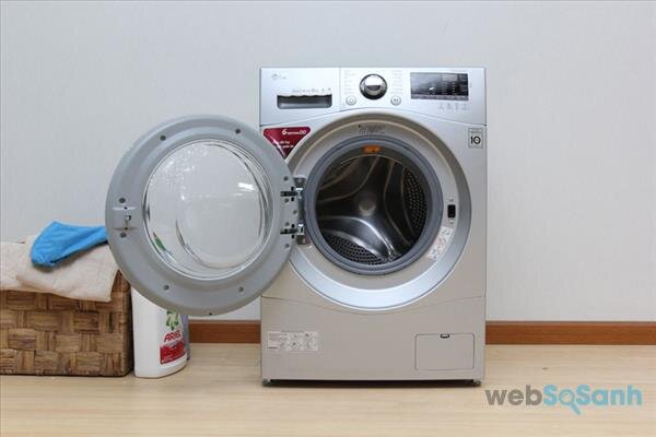 Máy giặt LG F1409NPRL 9kg giá bao nhiêu tiền