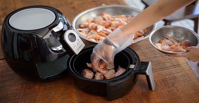 Chất béo là nguyên nhân gây hại cho sức khỏe người tiêu dùng nồi chiên không dầu