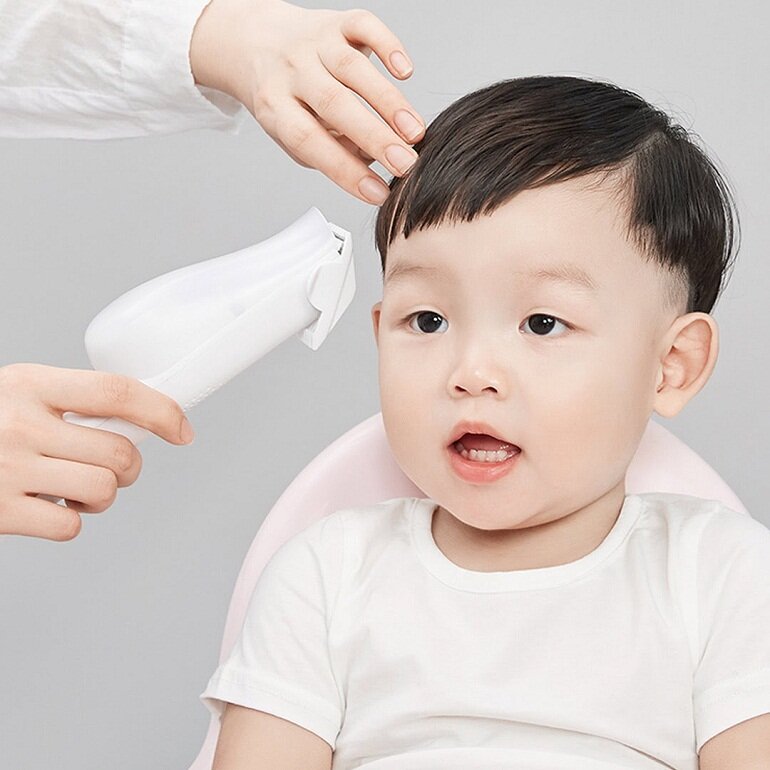 Tông đơ cắt tóc có mấy loại? 4 tiêu chí hàng đầu khi chọn mua tông đơ cắt tóc cho bé