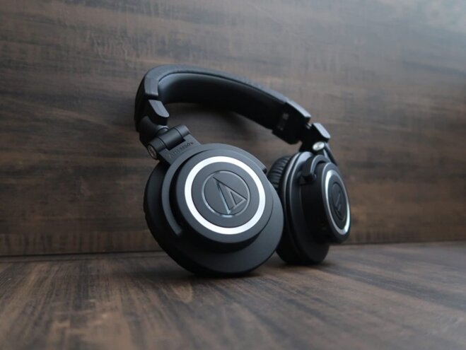 tai nghe audio-technica ath-m50xbt2