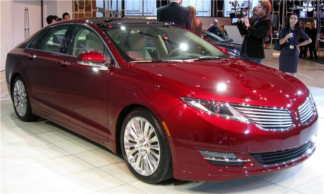 Lincoln MKZ 2011-12 nằm trong phân khúc xe ô tô cũ giá 500 triệu