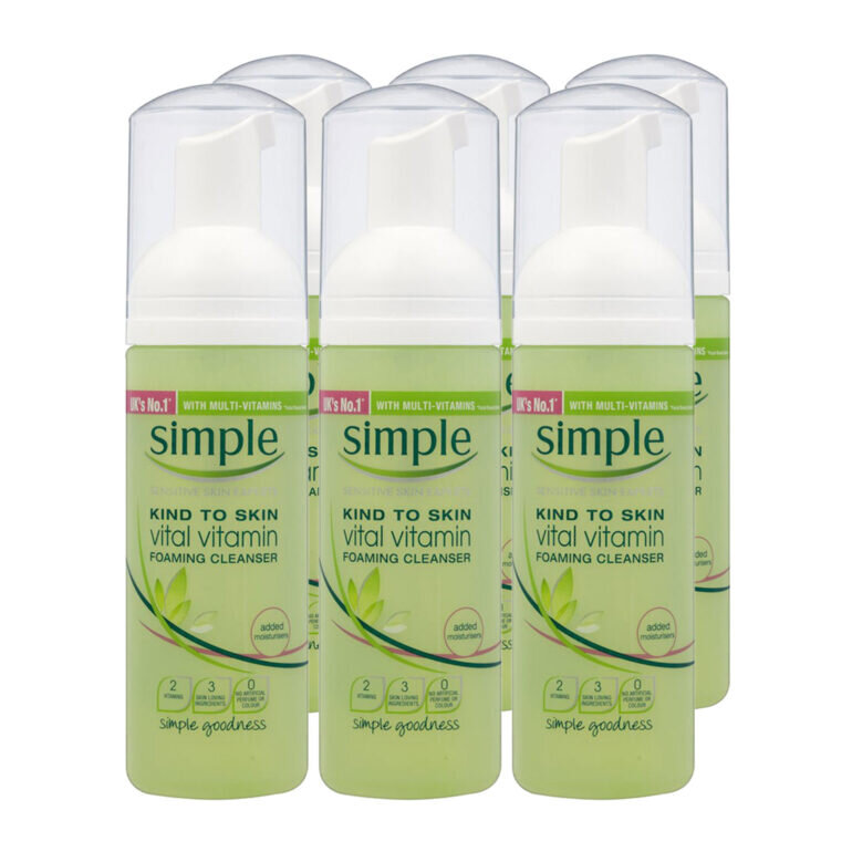 Sữa rửa mặt Simple Kind To Skin Vital Vitamin Foaming Cleanser 150ml - Giá tham khảo: 170.000 vnđ/ lọ