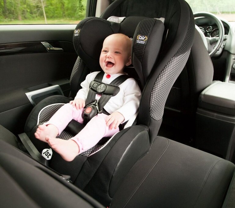 4 điều cần lưu ý để chọn mua được một chiếc ghế ngồi ô tô tốt cho bé