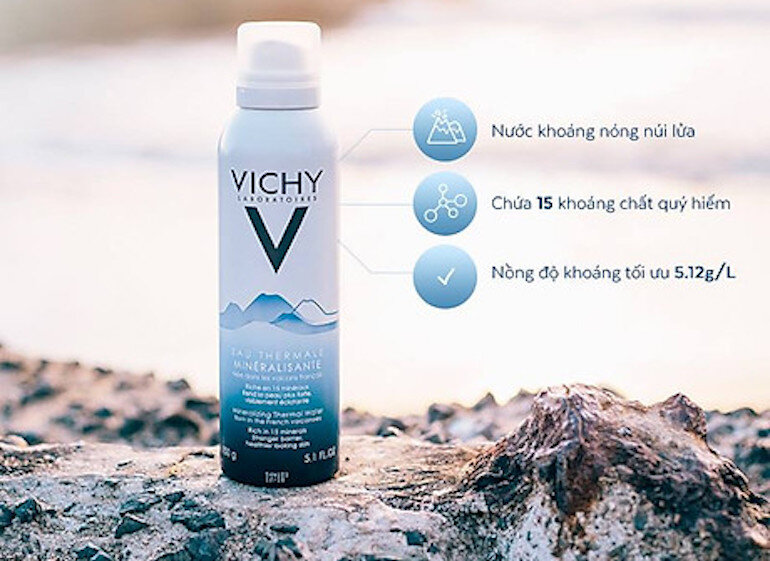 Xịt khoáng cho da mụn Vichy Mineralizing Thermal Water