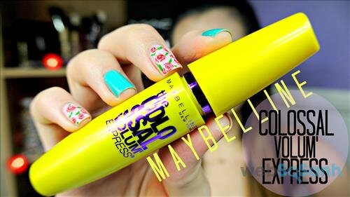 Cây mascara màu vàng nổi bật The Colossal Volume Express cũng cực kỳ nổi 