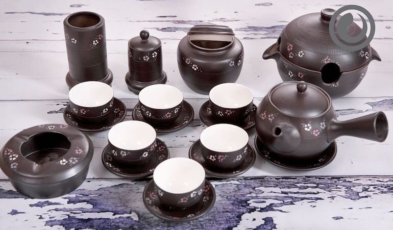 Bộ ấm trà hoa đen kiểu Nhật Sứ Sương SSA010