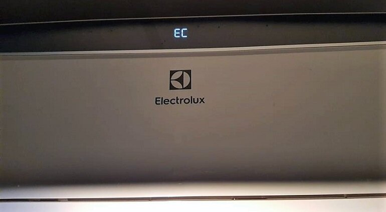Máy lạnh Electrolux báo lỗi EC
