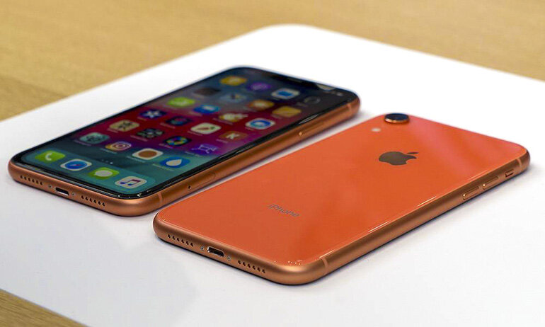 Nên mua điện thoại iPhone Xr hàng xách tay hay hàng chính hãng ở thời điểm hiện tại