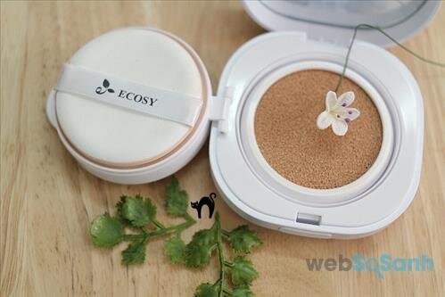 Phấn nước Ecosy Nature CC Cushion The Collagen chỉ có 2 tone màu cơ bản