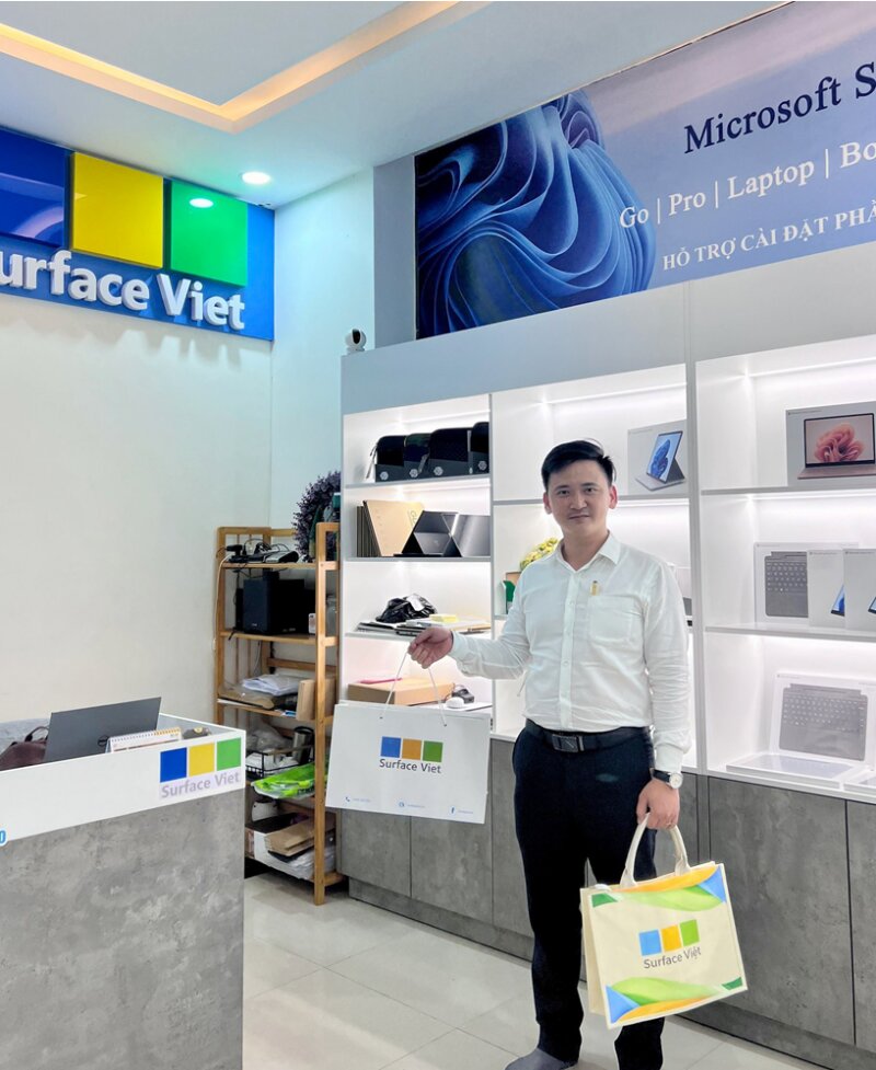 Surface Việt