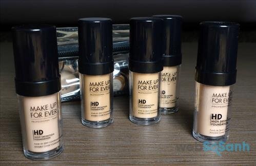 Kem nền Make Up For Ever Ultra HD Invisible Cover Foundation