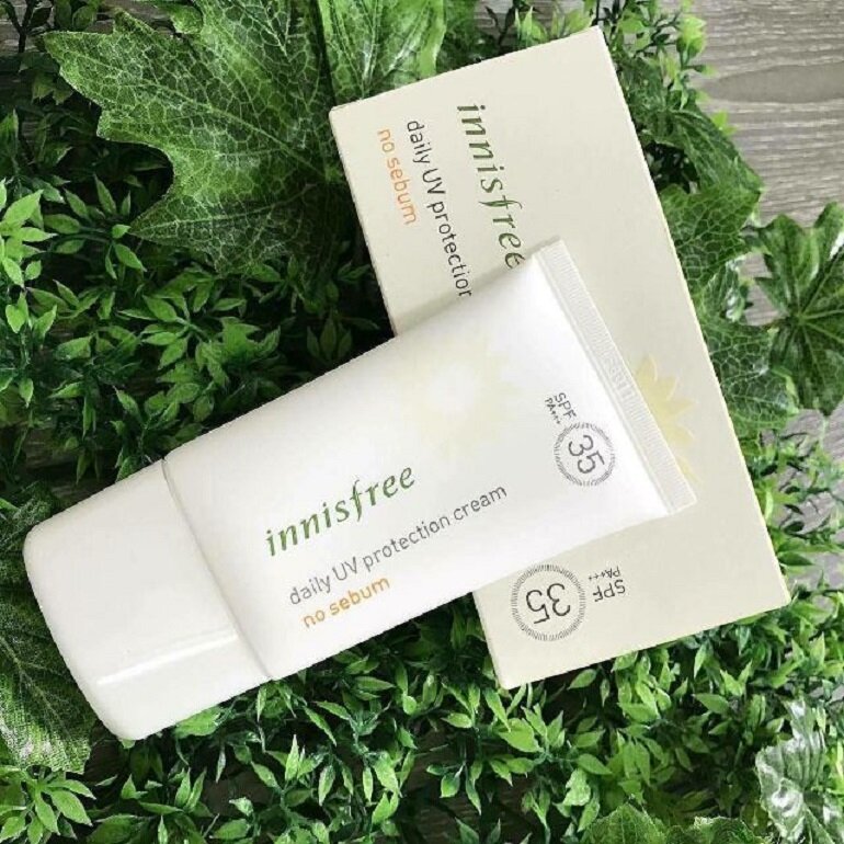 Kem chống nắng Innisfree daily UV Protection Cream no sebum