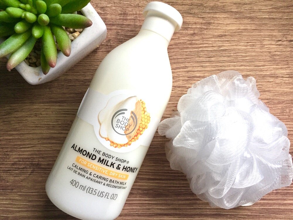 Sữa tắm Shop Almond Milk & Honey Soothing & Caring Shower Cream