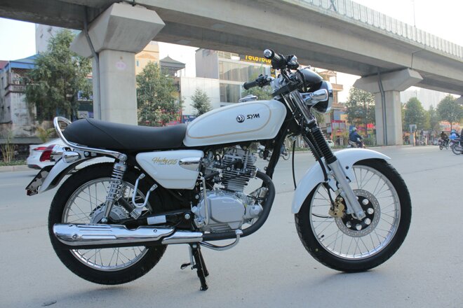 Xe mô tô SYM Husky Classic 125