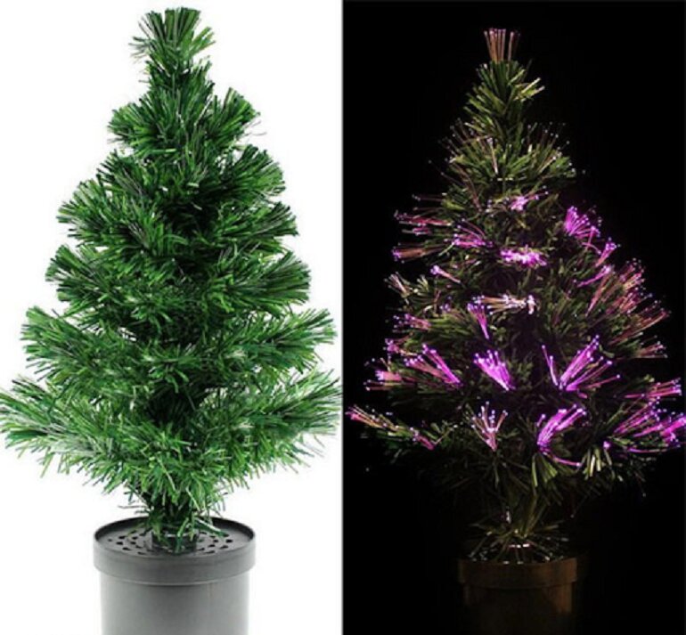 Top 4 mẫu cây thông Noel phát sáng đẹp cho Giáng sinh 2021