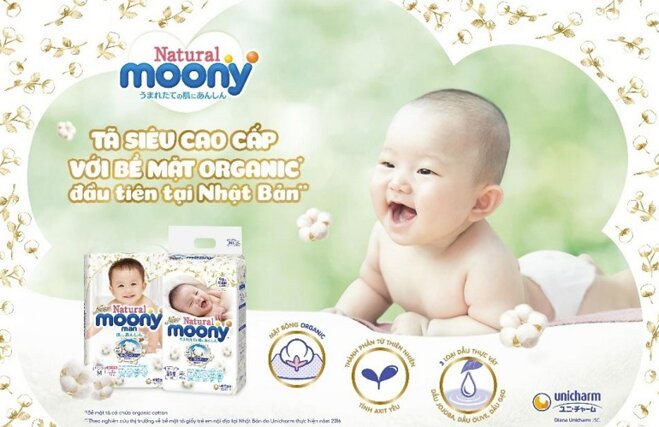 Có 2 dòng bỉm Moony trắng là tã dán và tã quần