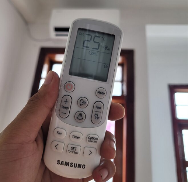 điều hòa samsung AR13DYHZAWKNSV remote