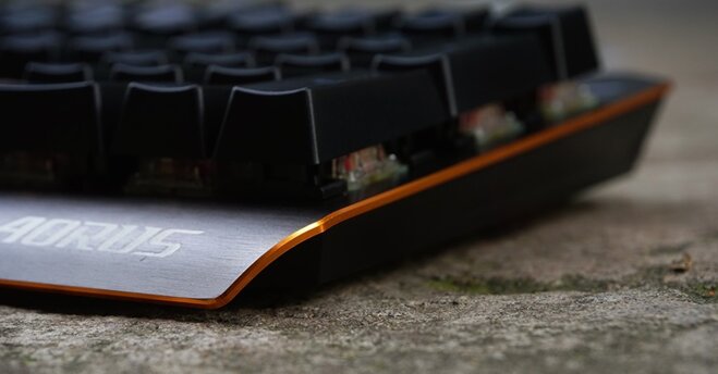 bàn phím cơ aorus k7