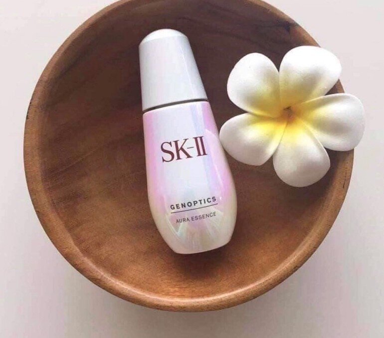 serum SKII Genoptics Aura Essence